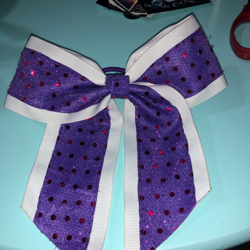 Cheer Bow
